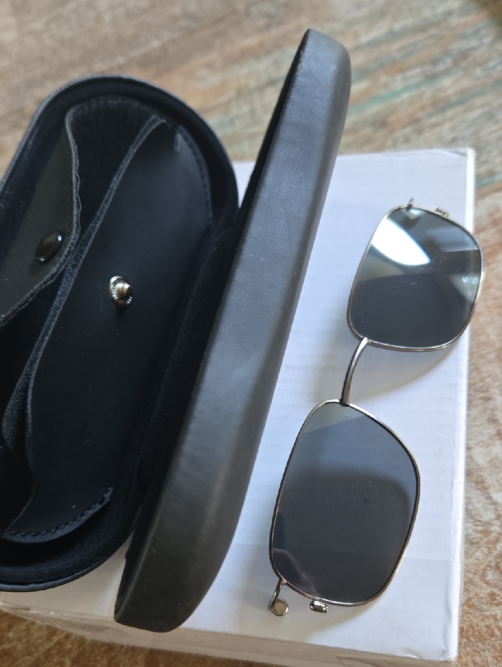 By Miracle Optics Magnetic Clip-On Sunglasses & Case ONLY Size 225-50 (BIN 009)